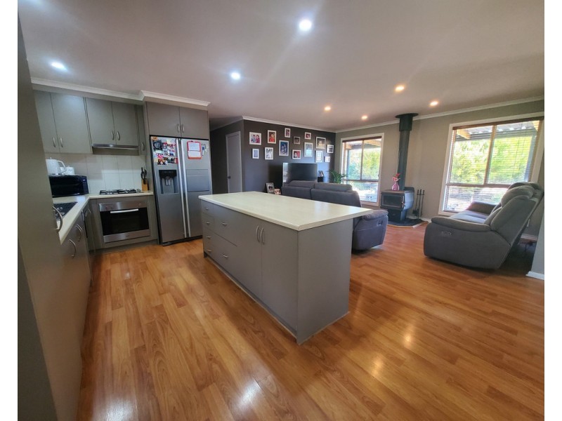 80 Rotary Avenue, Naracoorte SA 5271