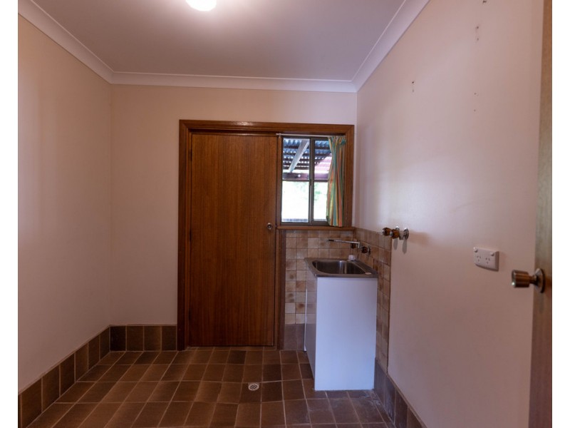 15 Dartmoor Close, Naracoorte SA 5271