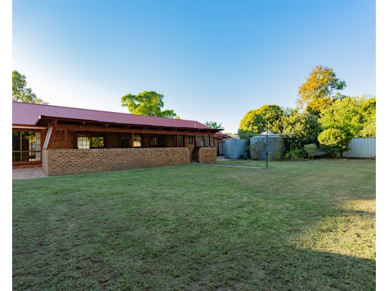15 Dartmoor Close, Naracoorte SA 5271