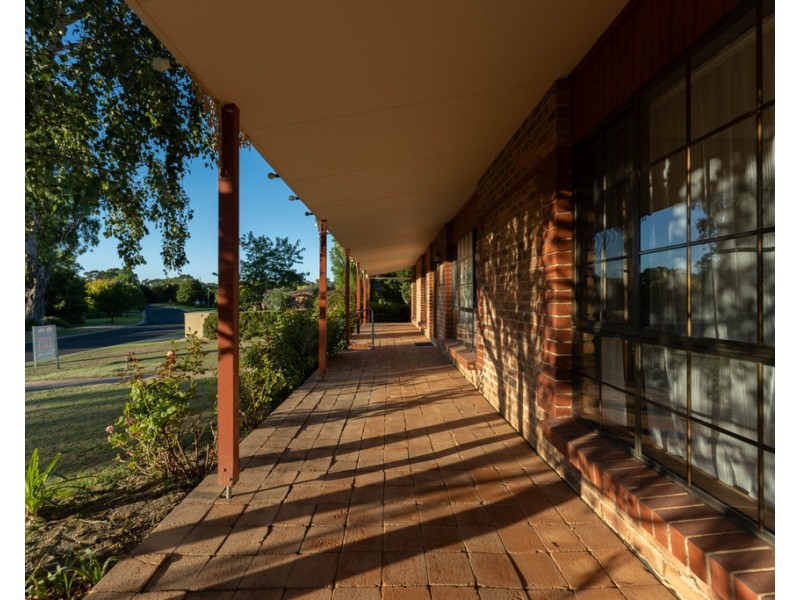 15 Dartmoor Close, Naracoorte SA 5271