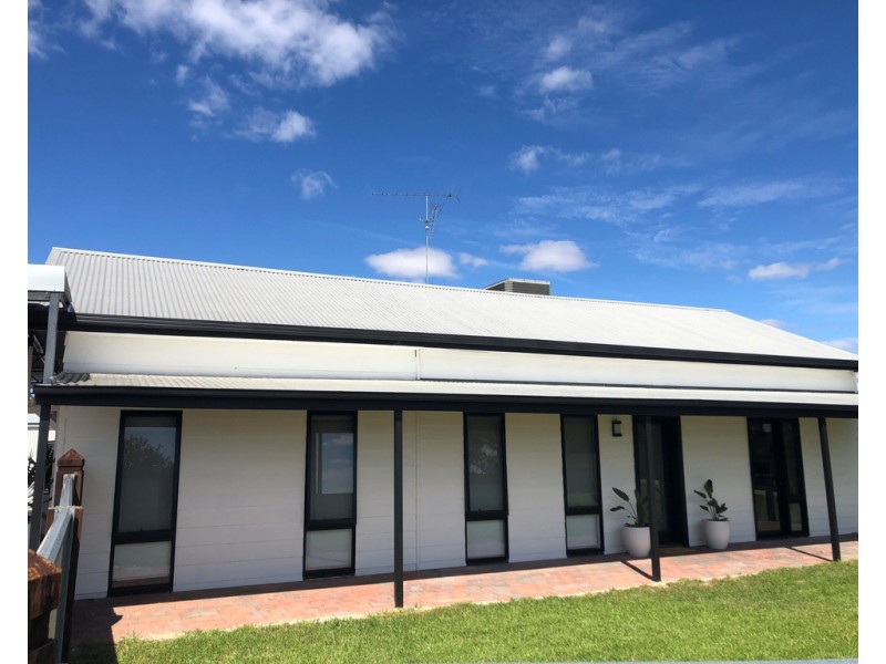 3 Newton Road, Naracoorte SA 5271