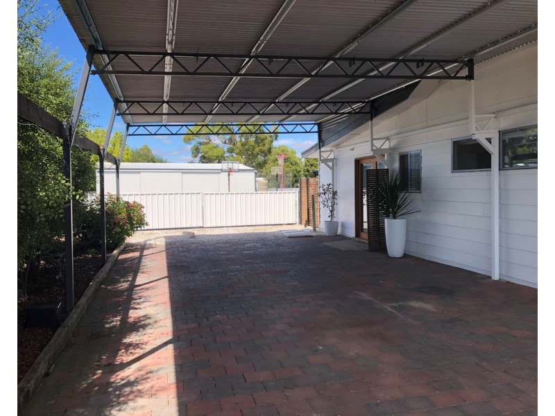 3 Newton Road, Naracoorte SA 5271