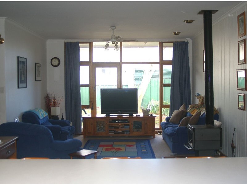 100 Jenkins Terrace, Naracoorte SA 5271