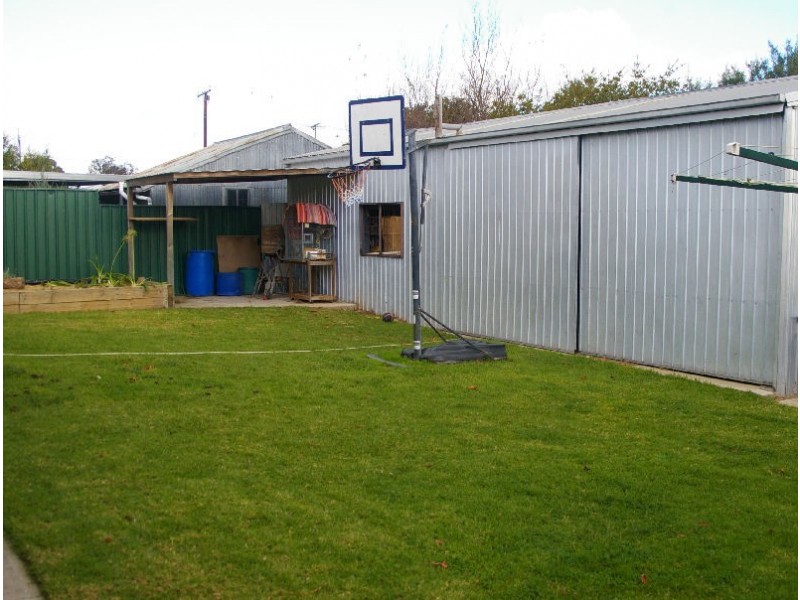 100 Jenkins Terrace, Naracoorte SA 5271