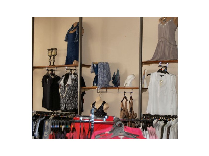 ‘Trends’ 82 Smith Street, Naracoorte SA 5271