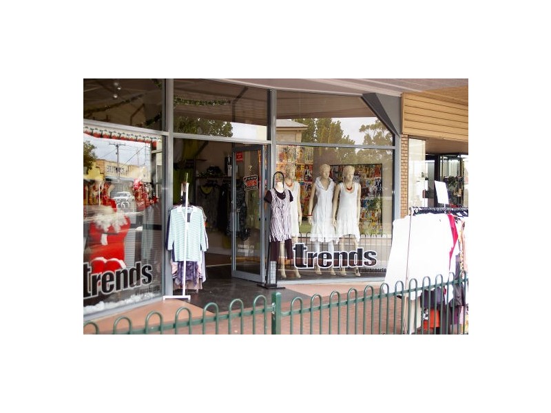 ‘Trends’ 82 Smith Street, Naracoorte SA 5271