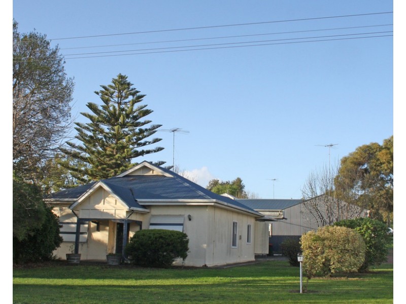 7 McCoy Street, Naracoorte SA 5271