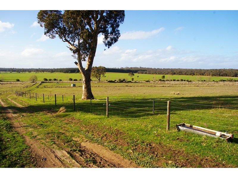 ‘Top View’ Struan via, Naracoorte SA 5271