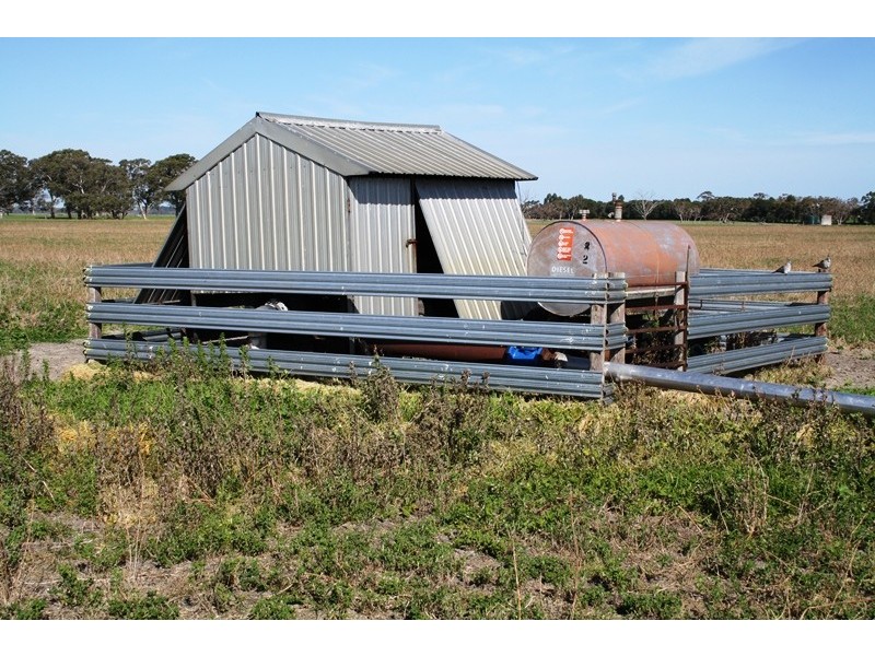 ‘Wattle Glen’, Callendale Rd, Lucindale SA 5272