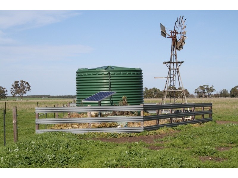 ‘Wattle Glen’, Callendale Rd, Lucindale SA 5272