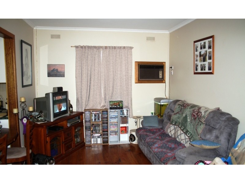 8 Sixth Avenue, Naracoorte SA 5271