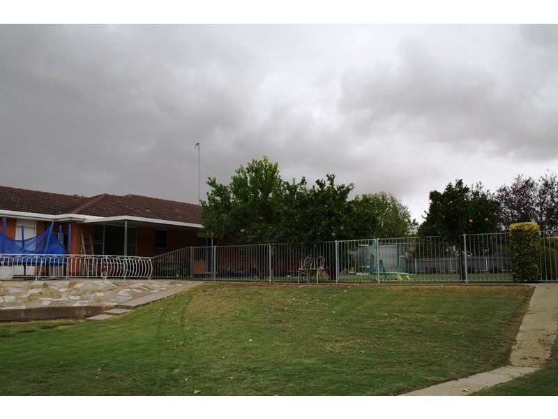 15 Field Avenue, Naracoorte SA 5271