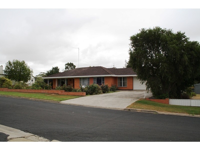 15 Field Avenue, Naracoorte SA 5271