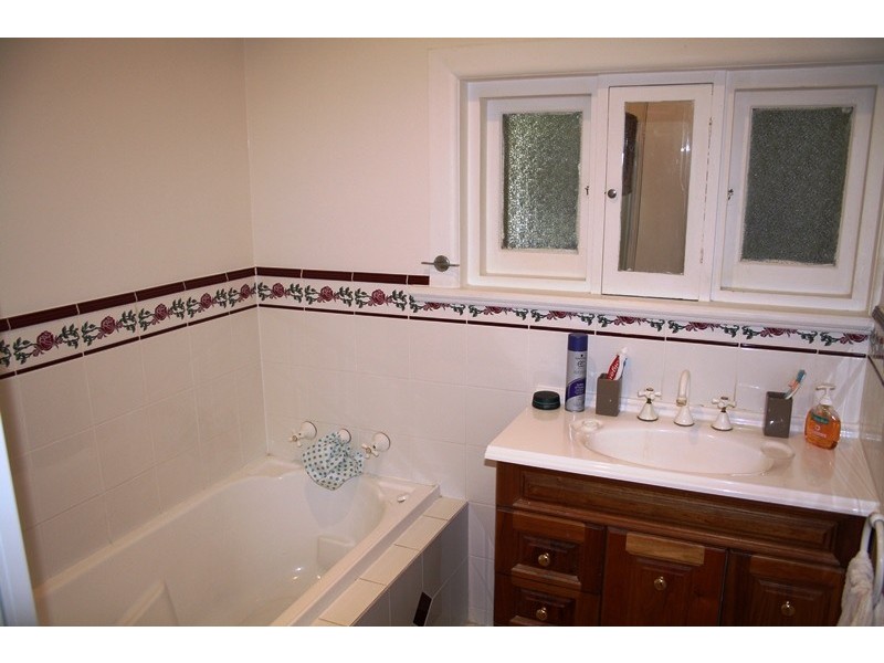 61 Jenkins Terrace, Naracoorte SA 5271