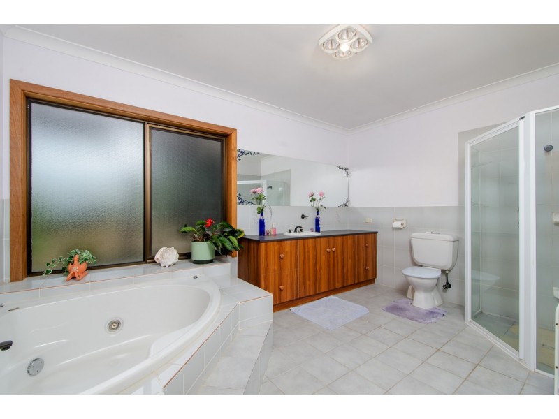 ”Lerida” Riddoch Highway, Naracoorte SA 5271