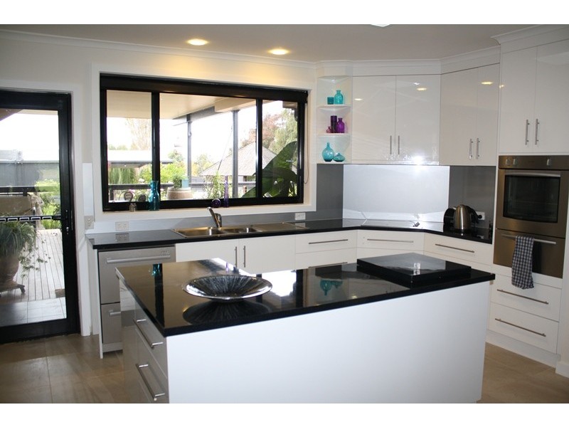 2 Pinkerton Road, Naracoorte SA 5271