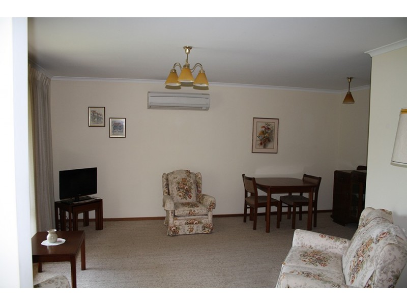 17 Price Avenue, Naracoorte SA 5271