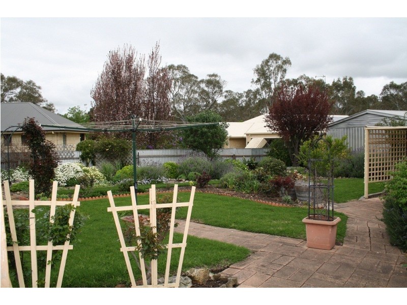 20 Corner Crescent, Naracoorte SA 5271