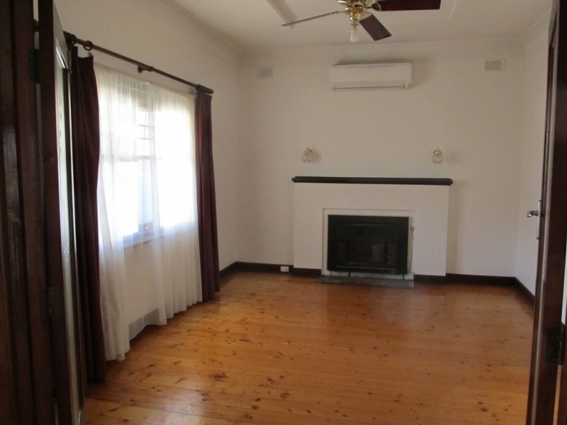 61 Jenkins Tce., Naracoorte SA 5271