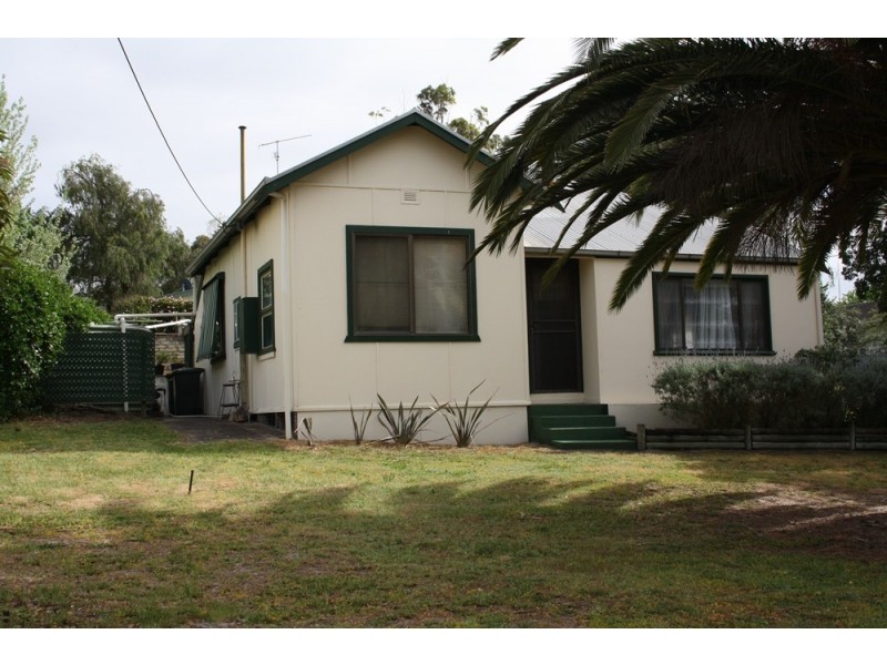 5 Price Avenue, Naracoorte SA 5271