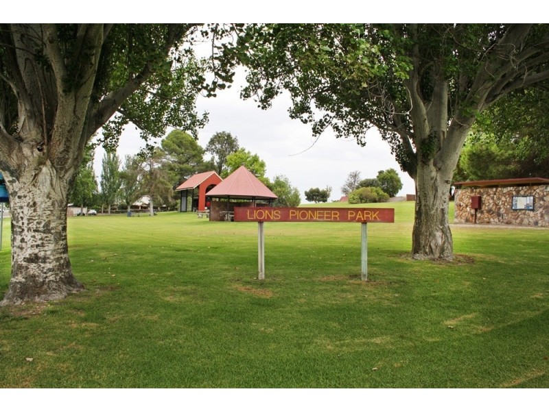 8 Pearson Street, Naracoorte SA 5271