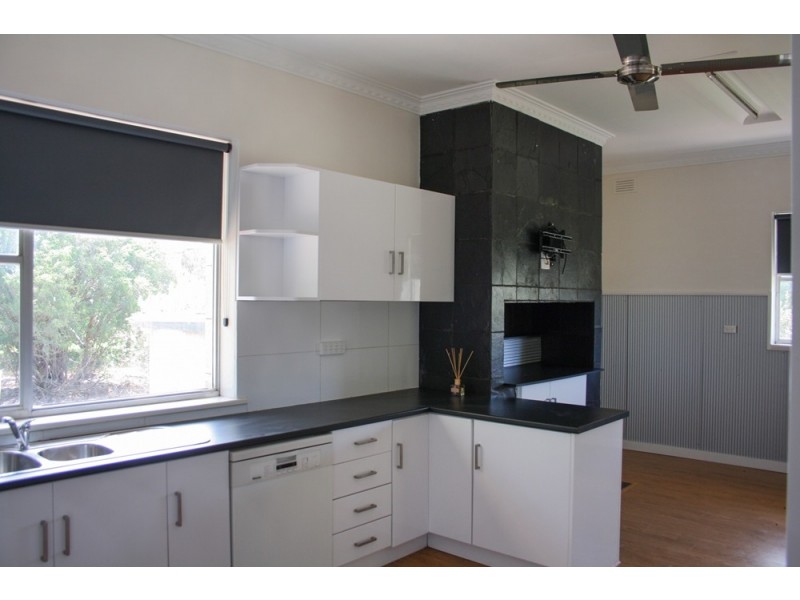 1736 Edenhope-Penola Road, Edenhope VIC 3318