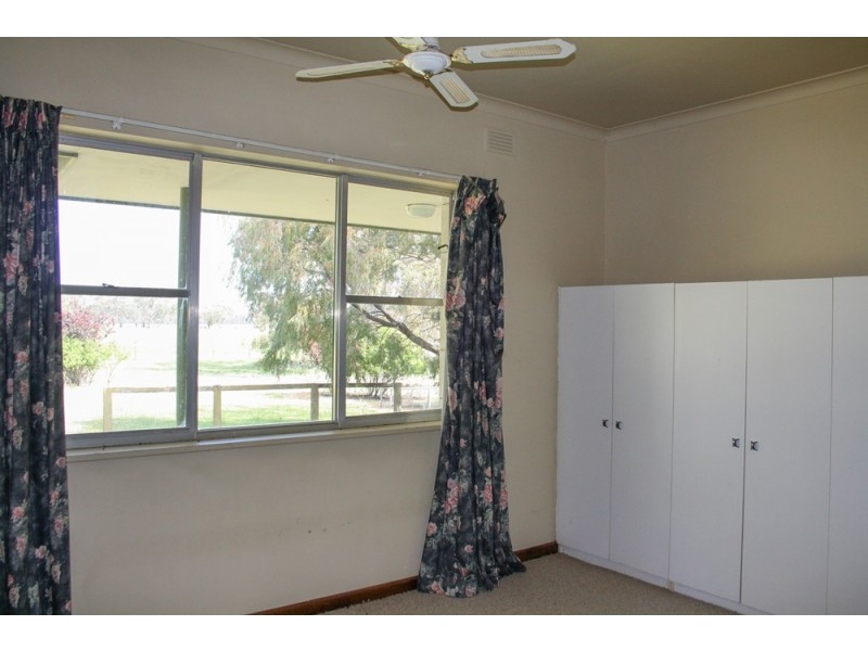 1736 Edenhope-Penola Road, Edenhope VIC 3318
