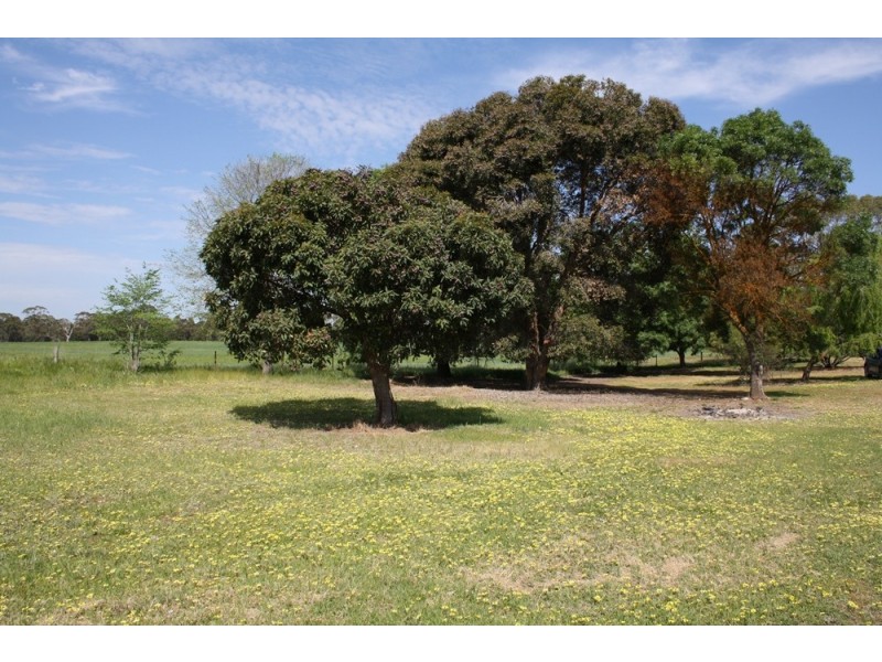 1736 Edenhope-Penola Road, Edenhope VIC 3318