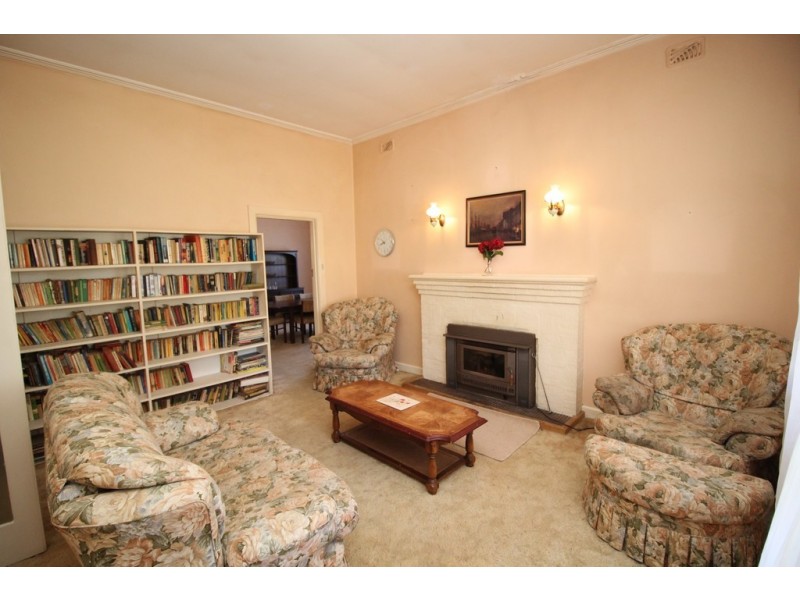 8 Drake Street, Naracoorte SA 5271