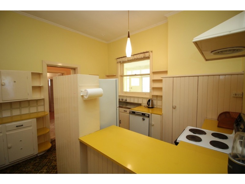 8 Drake Street, Naracoorte SA 5271