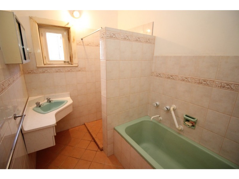 8 Drake Street, Naracoorte SA 5271