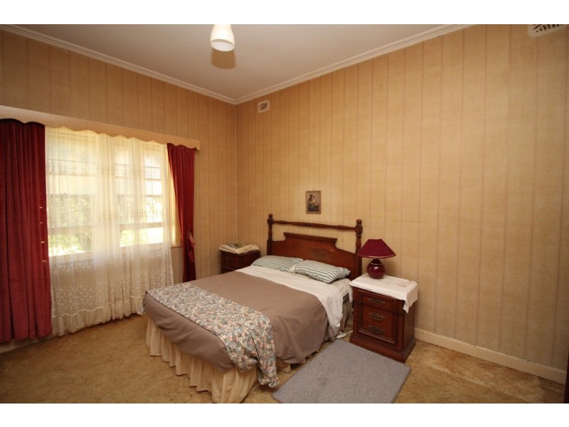 8 Drake Street, Naracoorte SA 5271