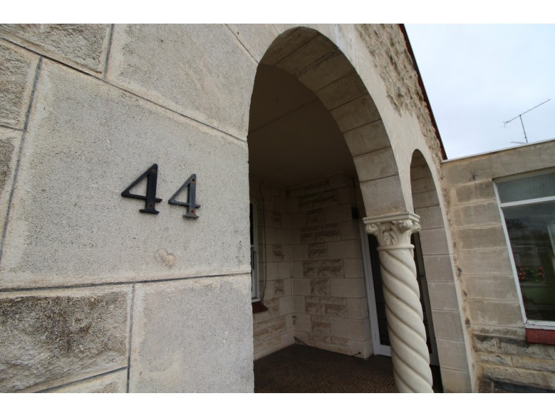 44 Sandstone Avenue, Naracoorte SA 5271