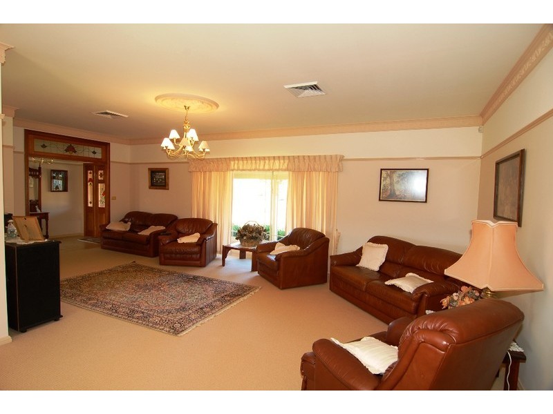 19 Linksview Place, Kurrajong NSW 2758