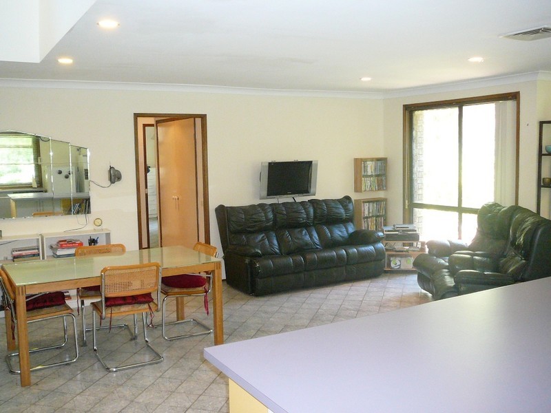 61 Warks Hill Road, Kurrajong Heights NSW 2758