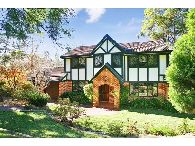 135 Lieutenant Bowen Rd, Bowen Mountain NSW 2753
