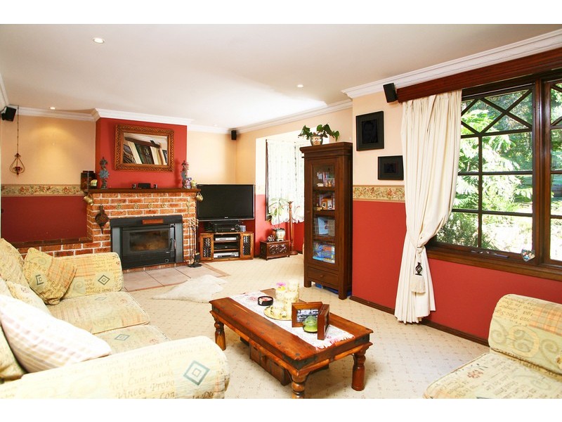 135 Lieutenant Bowen Rd, Bowen Mountain NSW 2753