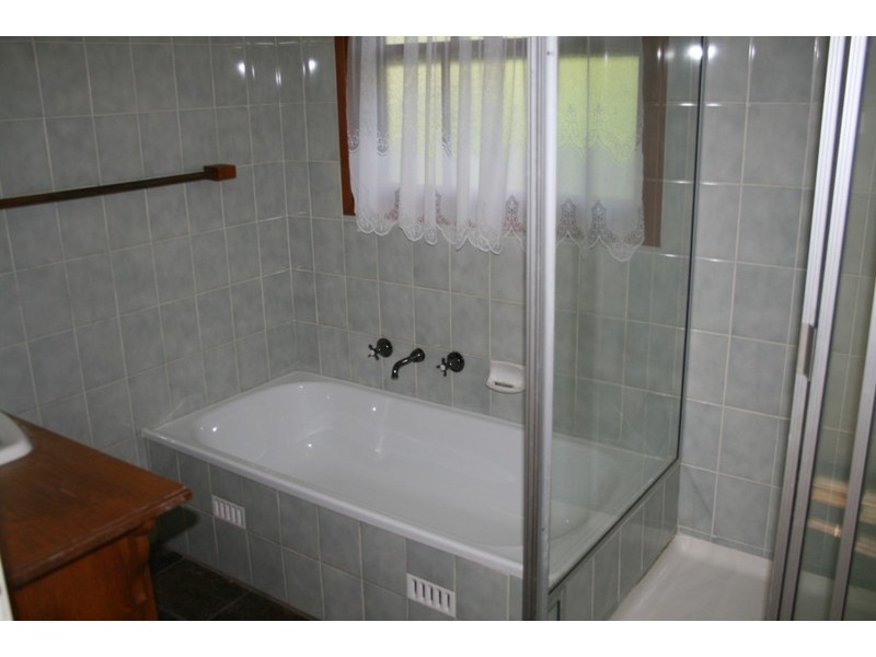 15 Currawong Crescent, Bowen Mountain NSW 2753