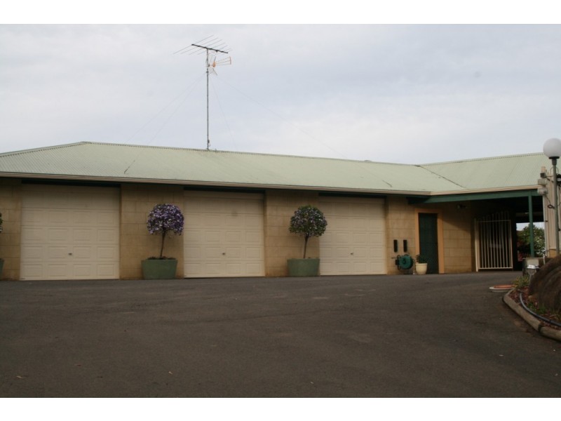 96 Brahma Road, North Richmond NSW 2754