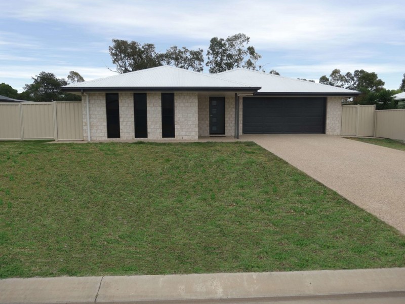 38 Wright Street, Emerald QLD 4720