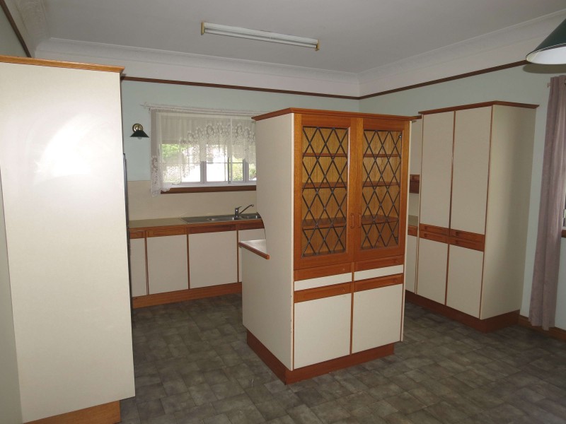 5 Baker Street, Emerald QLD 4720