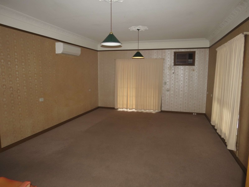 5 Baker Street, Emerald QLD 4720