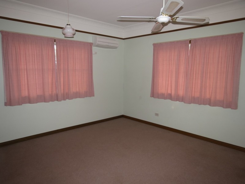 5 Baker Street, Emerald QLD 4720