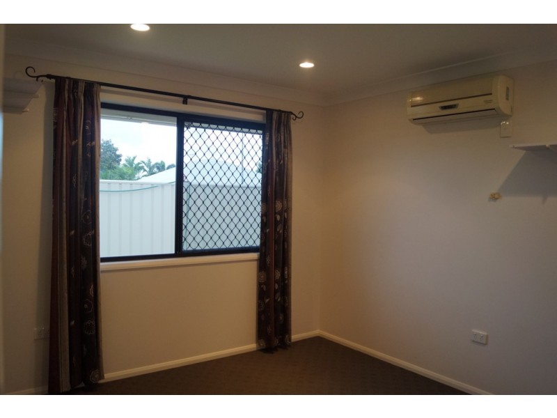 4a Vine Street, Emerald QLD 4720