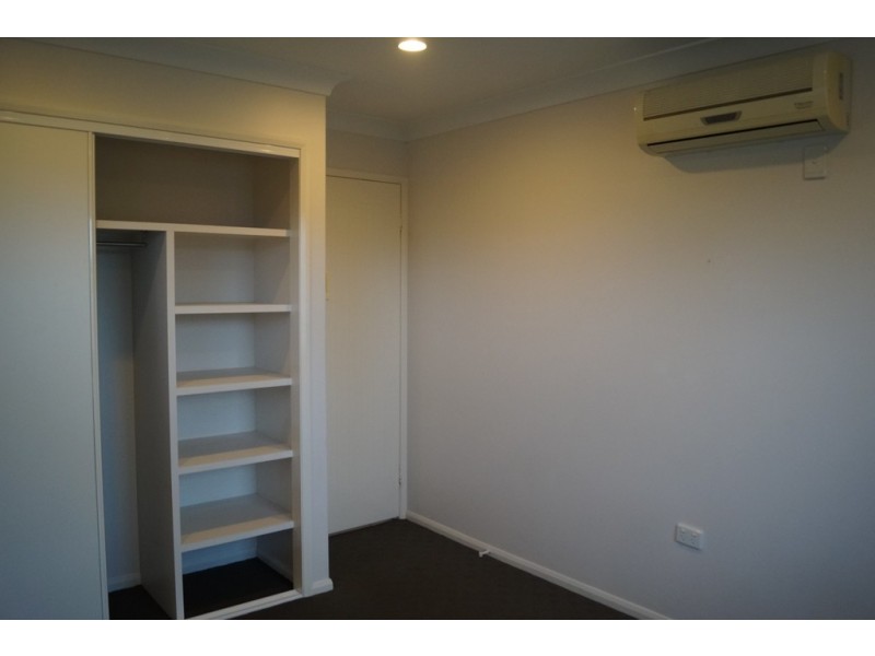 4a Vine Street, Emerald QLD 4720