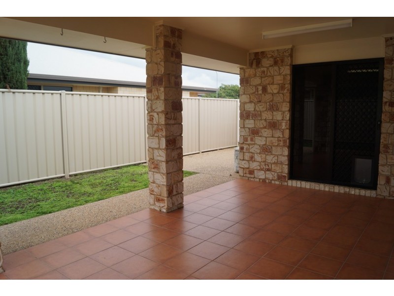 4a Vine Street, Emerald QLD 4720