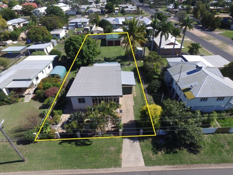 109 Ruby Street, Emerald QLD 4720
