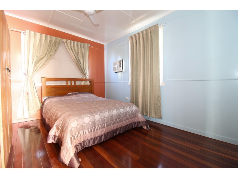 109 Ruby Street, Emerald QLD 4720