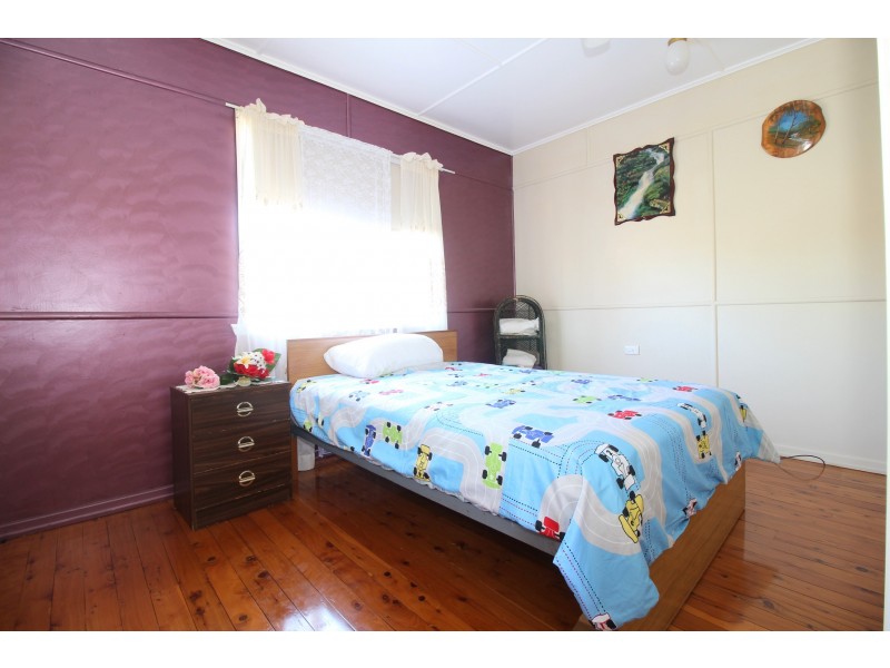 109 Ruby Street, Emerald QLD 4720