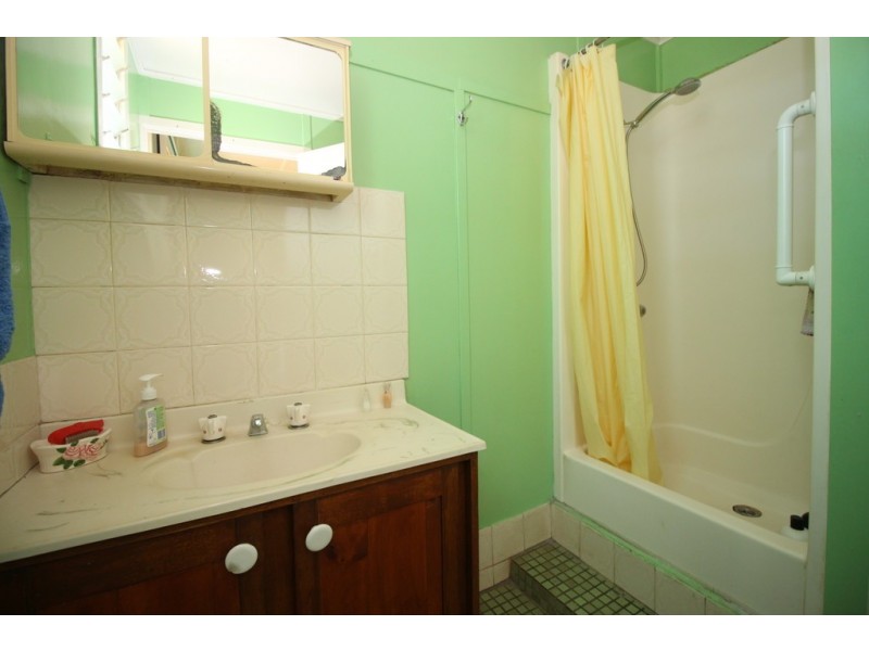 109 Ruby Street, Emerald QLD 4720